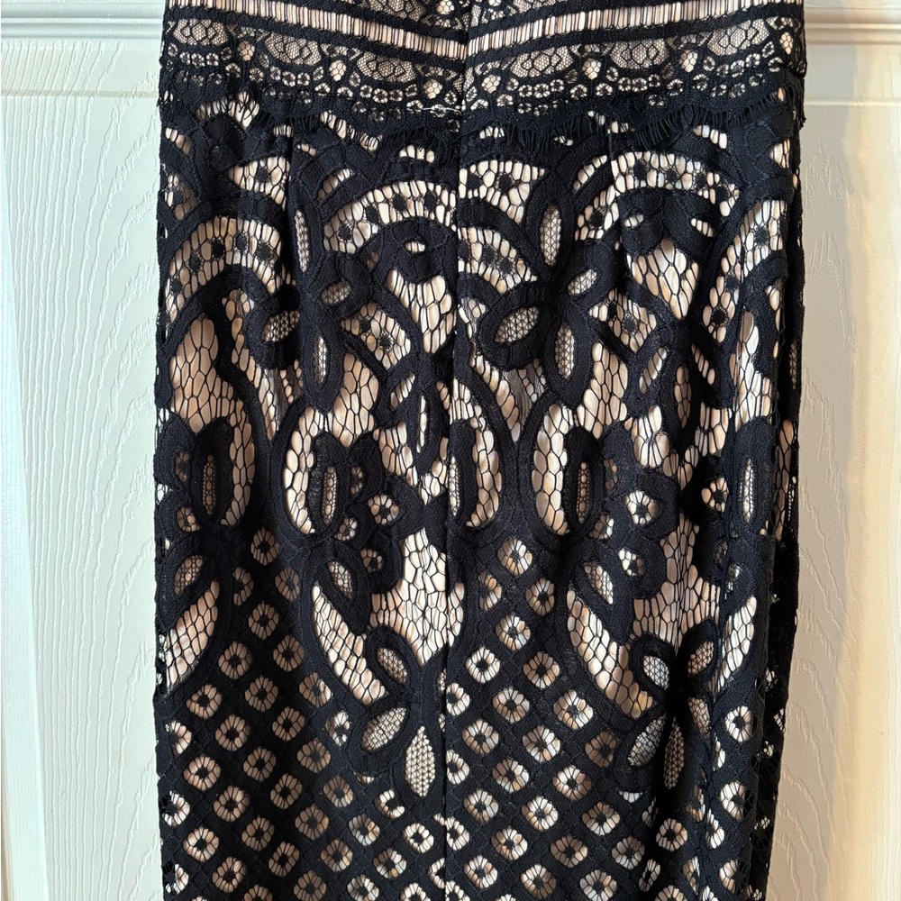 Lulu's Black and Cream Geometric Lace Dress Small - Picture 7 of 11
